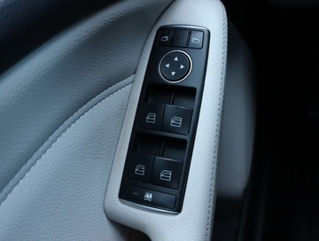 Mercedes Klasa B W246 Sports Tourer 250 BlueEFFICIENCY 211KM 2015 Mercedes B B 250 4MATIC, 4X4, Automat, Skóra, zdjęcie 20