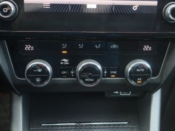 Skoda Octavia III RS Facelifting 2.0 TSI 230KM 2017 Skoda Octavia RS 230 2.0 TSI, Salon Polska, zdjęcie 12