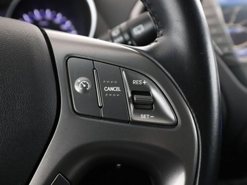 Hyundai ix35 SUV Facelifting 2.0 CRDi 184KM 2015 Hyundai ix35 Style AWD 184KM navi kamera tempomat, zdjęcie 30