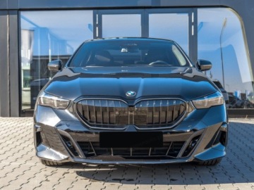 BMW Seria 5 G90-91 Touring 2.0 520d 197KM 2025 BMW Seria 5 520d Sport Sedan 2.0 (197KM) 2025, zdjęcie 6