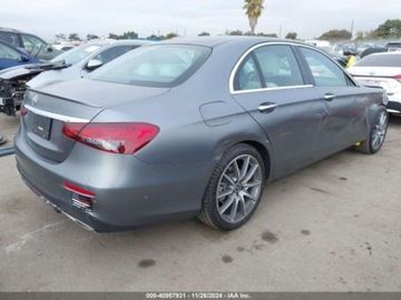 Mercedes Klasa E W214 2023 Mercedes-Benz Klasa E 2023r., 2.0L 2.0 Benzyna 255KM, zdjęcie 3