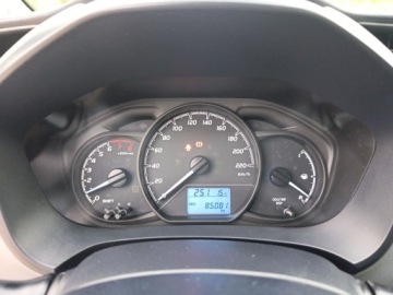 Toyota Yaris III Hatchback 5d Facelifting 2017 1.0 VVT-i 72KM 2020 Toyota Yaris 1.0 Active III (2011-2019) Toyota Yar, zdjęcie 16