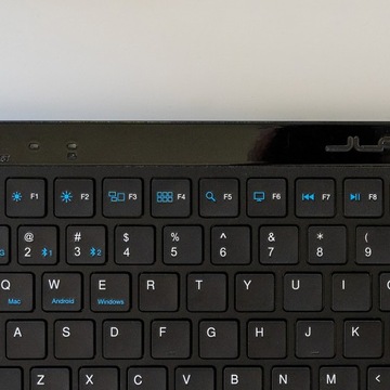 Беспроводная клавиатура JLab JBuds