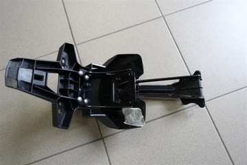 Крепление к раме доски Yamaha MT09 14-16