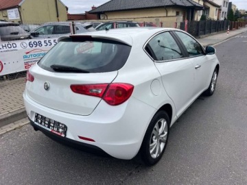 Alfa Romeo Giulietta Nuova II Hatchback 5d 1.4 TB 16v Mair 170KM 2011 Alfa Romeo Giulietta LEDY KLIMATYZACJA EL.SZYBY GRZANE FOTELE TEMPOMAT E.L, zdjęcie 2