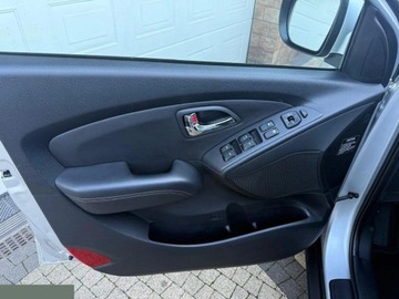 Hyundai ix35 SUV R 2.0 CRDi 184KM 2013 Hyundai ix35 2.0 CRDi 4WD Automatik Premium 184KM 2013r bezwypadkowy, ASO, zdjęcie 16