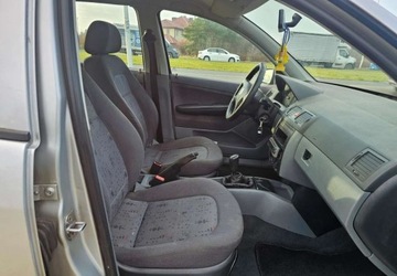 Skoda Fabia I Hatchback 1.4 60KM 2003 Skoda Fabia Skoda Fabia 1.4 Basic 1.4 Benzyna 60KM, zdjęcie 14