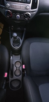 Hyundai i20 I Hatchback 5d Facelifting 1.2 DOHC 85KM 2012 Hyundai i20 1.2 benz ,po lifcie ,bezwypadek ,kamera cofania 1.2 Benzyna, zdjęcie 16