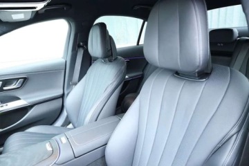 Mercedes Klasa E W214 Sedan 2.0 220d 197KM 2026 Mercedes-Benz Klasa E E 220 d 4MATIC Exclusive Polski Salon Duzy Rabat, zdjęcie 9