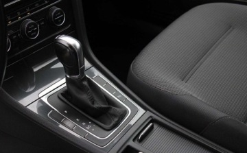 Volkswagen Golf VII Variant Facelifting 1.6 TDI-CR DPF BMT 115KM 2019 Volkswagen Golf Automat DSG Full LED 1.6 Diesel 116KM, zdjęcie 20