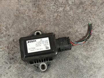 CZUJNIK SZYBKOŚCI OBROTÓW ESP BMW E53 E60 E83 E65 0265005249 6757406