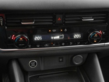 Nissan Qashqai III Crossover 1.3 DIG-T MHEV 158KM 2023 Nissan Qashqai ZS306SR#1.3 DIG-T mHEV N-Connecta, zdjęcie 18