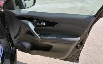 Nissan Qashqai II Crossover 1.6 DIG-T 163KM 2017 Nissan Qashqai 1.6 DIG-T Tekna 163KM Klima, Kamera 360, Bezywpadkowy, VAT-, zdjęcie 31