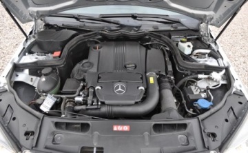 Mercedes Klasa C W204 Kombi T204 1.8 180 CGI BlueEFFICIENCY 156KM 2010 Mercedes-Benz Klasa C 180 CGI Avangarde Automat Benzyna 1.8 Benzyna 156KM, zdjęcie 29