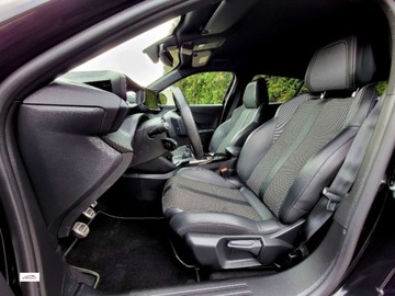 Peugeot 2008 II SUV 1.2 PureTech 130KM 2023 Peugeot 2008 GT LINE ,tylko 49000km, bardzo ladny, GWARANCJA 1.2, zdjęcie 4