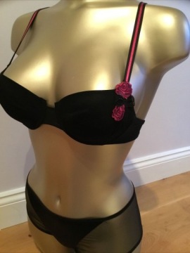 SIMONE PERELE ROSES бюстгальтер размер 75B + трусики (НОВИНКА)