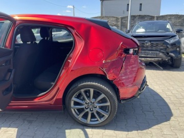 Mazda 3 IV Hatchback  2.0 SKYACTIV-G 150KM 2022 Mazda 3 mHEV Podgrz. Kamera Klimatronik, zdjęcie 4