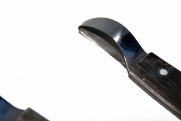 НОЖ ДЛЯ КОРРЕКЦИИ КОПЫТ - ПРОФЕССИОНАЛЬНЫЙ