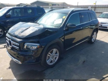 Mercedes GLB 2020 Mercedes-Benz GLB 250 2020 2.0 Benzyna 221KM, zdjęcie 1