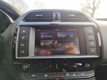 Jaguar XE Sedan 2.0 i4 163KM 2016 JAGUAR XE 2.0D ALU KLIMA KAMERA LED XENON NOWY ROZRZĄD, zdjęcie 23