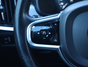 Volvo V90 II Kombi 2.0 D4 190KM 2017 Volvo V90 Cross Country D4 2.0 AWD, 187 KM, 4X4, zdjęcie 21