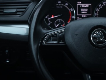 Skoda Superb III Liftback 1.4 TSI 150KM 2015 Skoda Superb 1.4 TSI, Salon Polska, Klima, zdjęcie 16