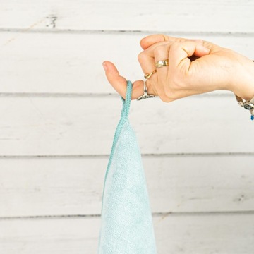 Полотенце Быстросохнущее полотенце из микрофибры 30х30.