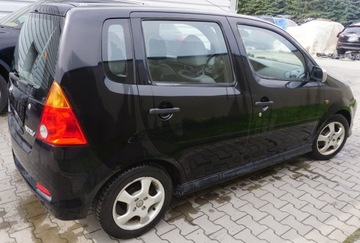 ZÁMEK DVEŘE PRAVÝ ZADNÍ DAIHATSU YRV (M200)