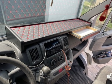 ПОЛКА СТОЛИК В КОКПИТЕ DUCATO JUMPER BOXER 2006 ГОДА СКАЙ