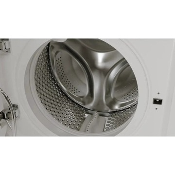 Встраиваемая стиральная машина WHIRLPOOL BI WMWG 81485 PL