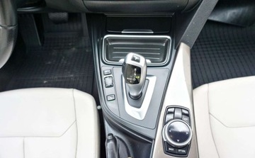 BMW Seria 3 F30-F31-F34 Touring 3.0 330d 258KM 2014 BMW Seria 3 3.0d 258Ps Head Up Skora Ledy Panorama Navi Bixenony el.klapa, zdjęcie 26