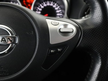 Nissan Juke I SUV Facelifting 1.2 DIG-T (Euro 6) 115KM 2017 Nissan Juke skóra, navi, multifunkcja, el. szyby, zdjęcie 29