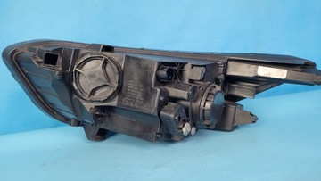 KIA STONIC 17r ФОНАРЬ ПЕРЕДНИЙ ПРАВЫЙ 92102-H8