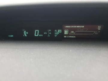 Toyota Prius III 2012 Toyota Prius 2012 1.8l 1.8 Hybryda 98KM, zdjęcie 9