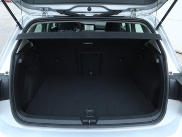 Volkswagen Golf VIII Hatchback Plug-In-Hybrid 1.4 TSI 204KM 2022 VW Golf 1.4 TSI eHybrid, Salon Polska, zdjęcie 12
