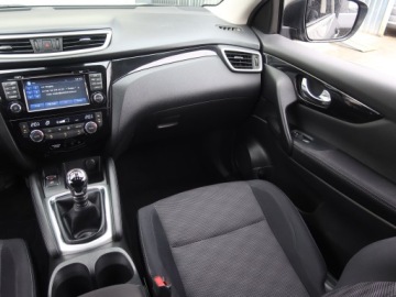 Nissan Qashqai II Crossover 1.2 DIG-T 115KM 2016 Nissan Qashqai 1.2 DIG-T, Salon Polska, zdjęcie 7