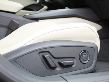 Audi A6 C8 Allroad 2.0 40 TDI 204KM 2025 AUDI A6 TDI quattro S line Avant Combi (204 KM) 2025, zdjęcie 15