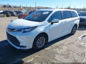 Toyota Sienna III 2023 Toyota Sienna xle, 2023r., 2.5L 2.5 Benzyna 189KM, zdjęcie 1
