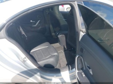 Mercedes CLA C118/X118 2023 Mercedes-Benz CLA 35 AMG 4Matic 2023 2.0l 2.0 Benzyna 302KM, zdjęcie 11