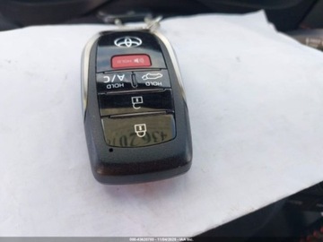 Toyota RAV4 V 2025 Toyota RAV4 2025 TOYOTA RAV4 PLUG-IN HYBRID XSE 2.5 Hybryda Plug-in 177KM, zdjęcie 9