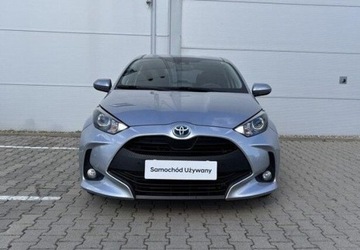 Toyota Yaris IV 2022 Toyota Yaris 1.5 Comfort e-CVT Salon PL 1.5 Hybryda 92KM, zdjęcie 2
