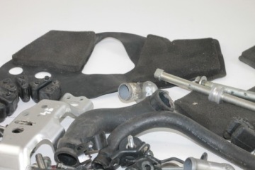 HONDA CBR 600 RR PC 40 07-12 ВИНТЫ НАБОР ВИНТОВ