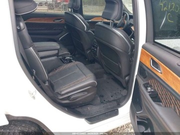 Jeep Grand Cherokee V 2023 Jeep Grand Cherokee Summit Reserve 2023 5.7l 5.7 Benzyna 357KM, zdjęcie 12