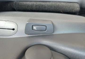 Renault Scenic II 2.0 i 16V 136KM 2008 Renault Scenic 2.0BenzynaLPGbogata wersjadoskonaly stan techniczny 2.0, zdjęcie 17