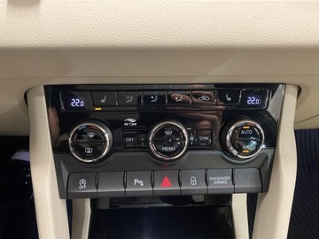 Skoda Karoq Crossover 1.5 TSI ACT 150KM 2018 Škoda Karoq 1.5 TSI ACT 4x2 Style DSG Skoda Karoq, zdjęcie 17