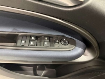Alfa Romeo Junior SUV 1.2 Hybrid 145KM 2026 ALFA ROMEO Junior Ibrida Suv 1.2 (145KM) 2026, zdjęcie 17