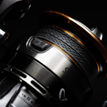 КАТУШКА SAVAGE GEAR SG8 2500H FD 10+1BB