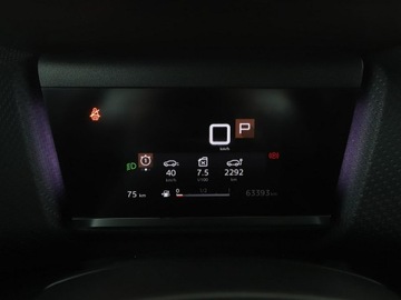 Citroen C4 III SUV 1.2 PureTech 130KM 2022 Citroen C4 Automat Navi Kamera cofania, zdjęcie 21