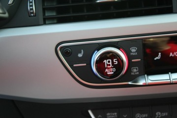 Audi A4 B9 Allroad Quattro Facelifting 2.0 40 TDI 204KM 2021 Audi A4 Allroad Quattro F-Vat Salon Polska Gwaranc, zdjęcie 34