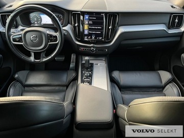 Volvo XC60 II 2021 Volvo XC 60 SalonPL B5B AWD RDesign High Beam BLIS, zdjęcie 12